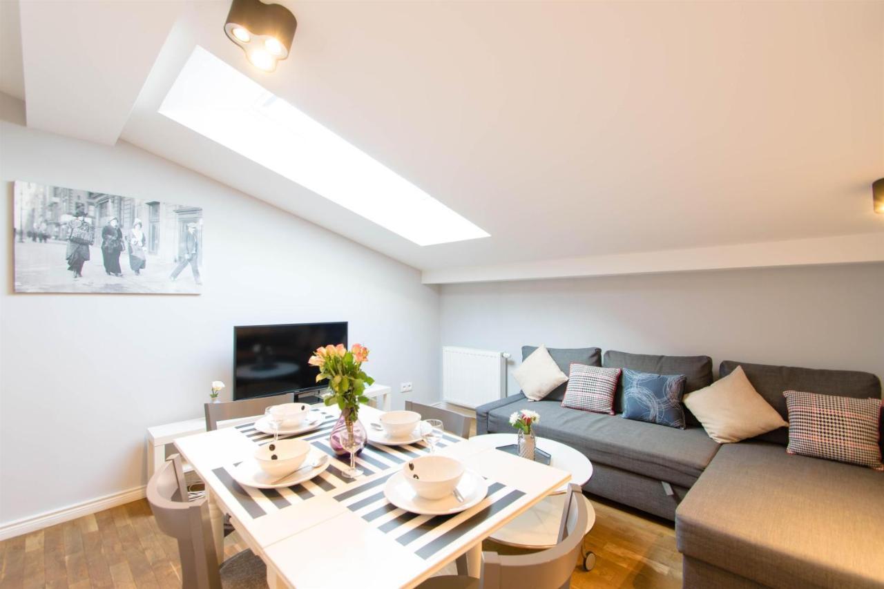 Krupnicza Modern Old Town Apartments - By Upstairs Cracovie Extérieur photo