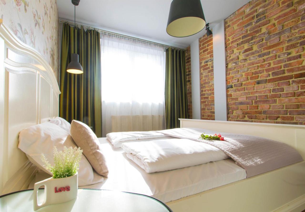 Krupnicza Modern Old Town Apartments - By Upstairs Cracovie Extérieur photo