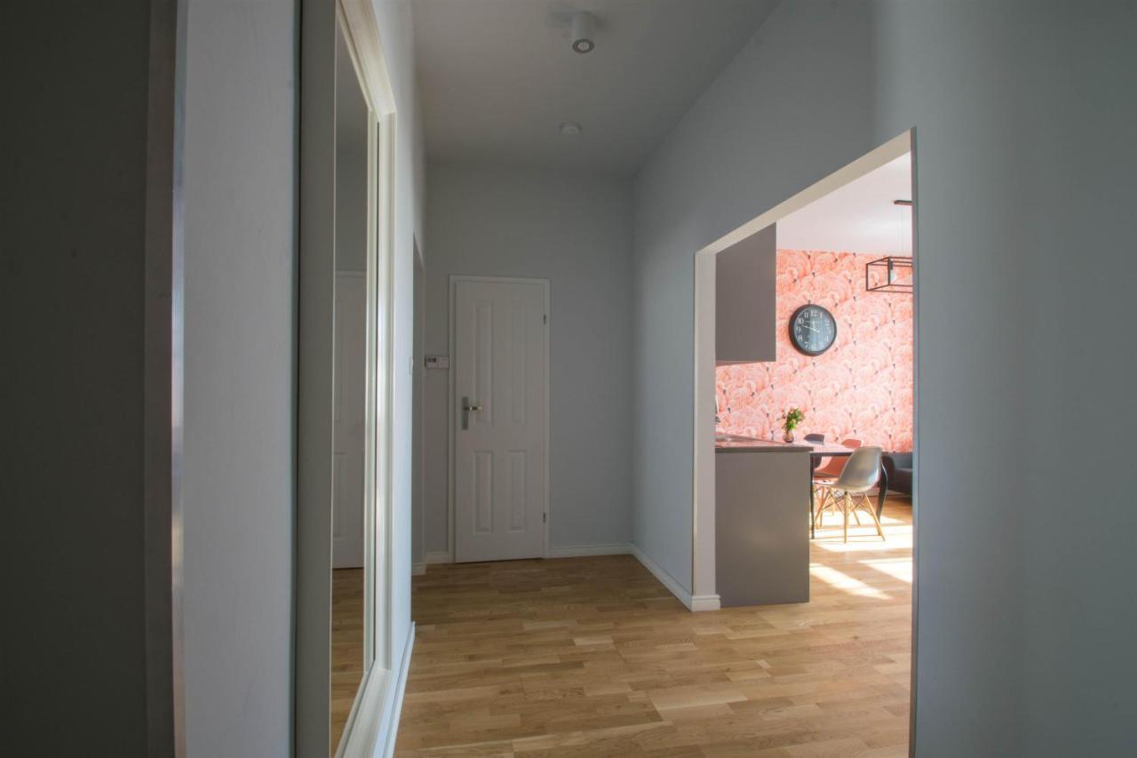 Krupnicza Modern Old Town Apartments - By Upstairs Cracovie Extérieur photo
