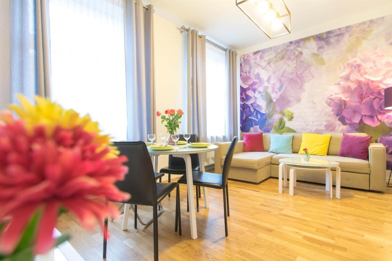 Krupnicza Modern Old Town Apartments - By Upstairs Cracovie Extérieur photo