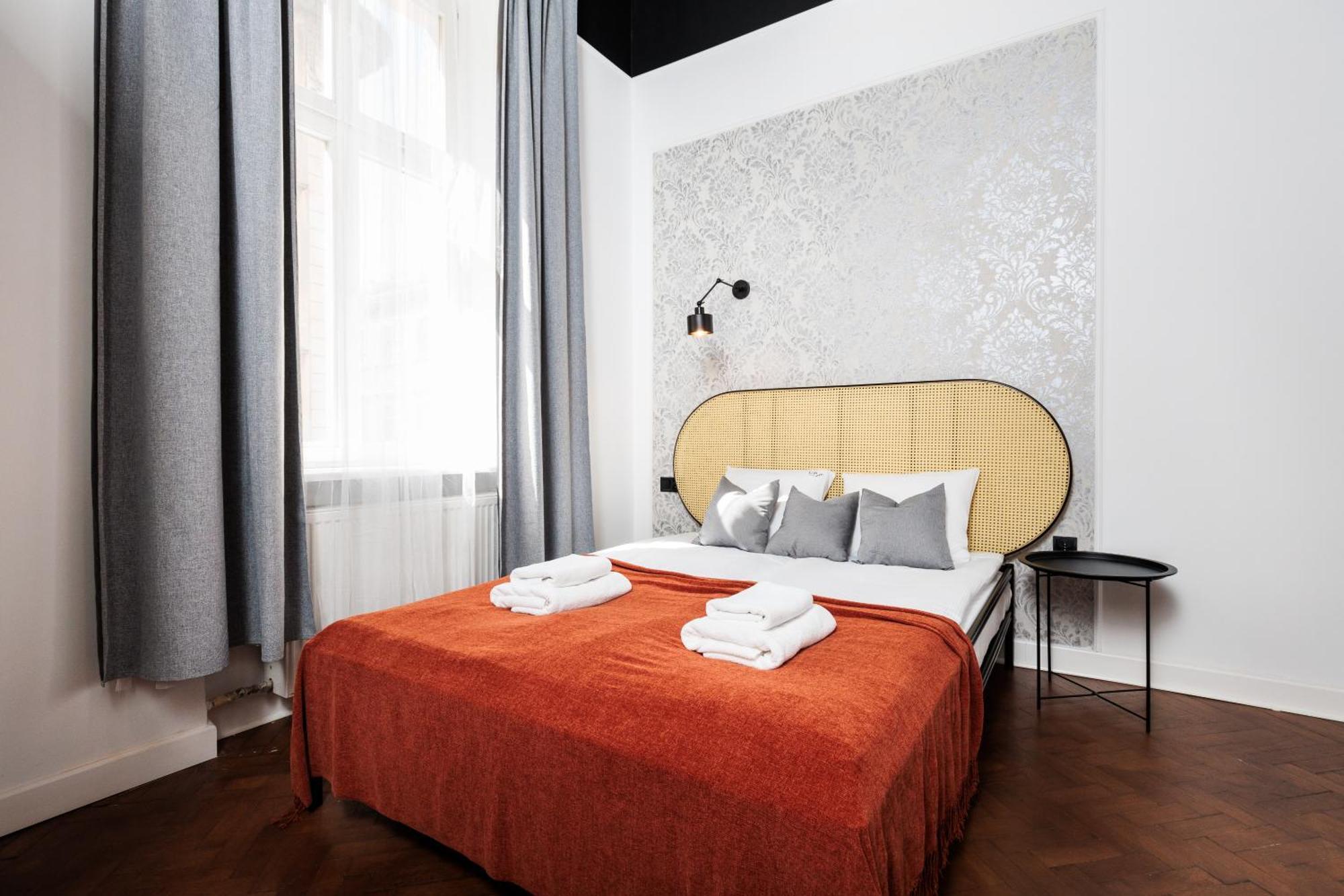 Krupnicza Modern Old Town Apartments - By Upstairs Cracovie Extérieur photo